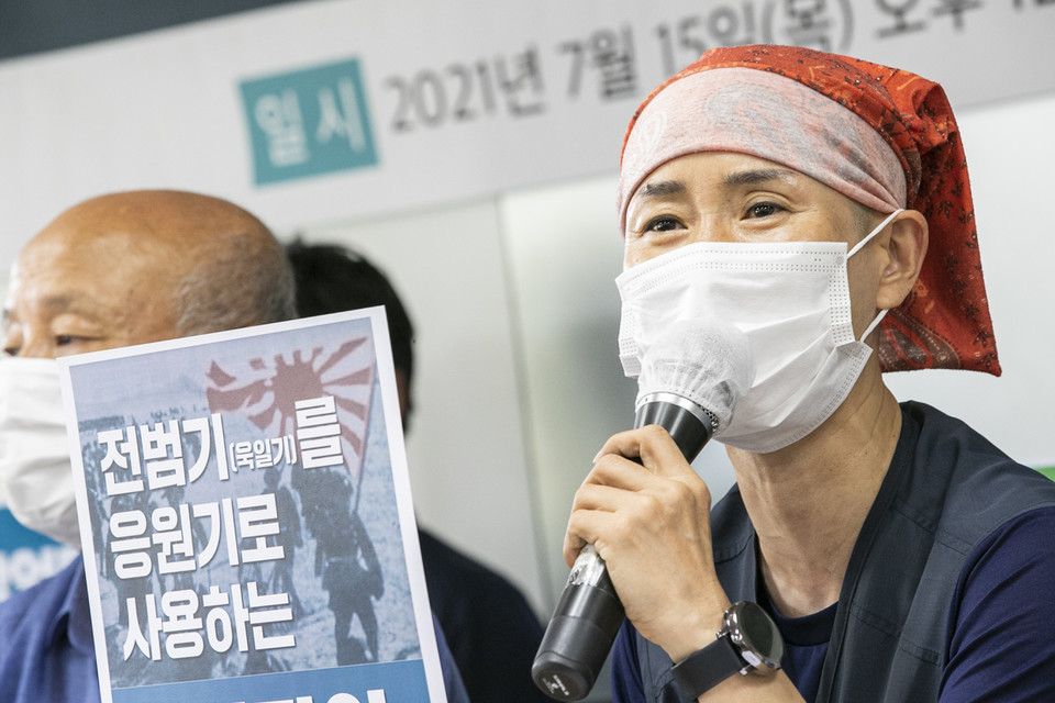 김은형 민주노총 통일위원장이 도쿄올림픽에서 전범기(욱일기)를 응원기로 사용하겠다고 한 일본을 비판하며 한일정상회담에 분명한 반대의 뜻을 밝혔다. ⓒ 송승현 기자