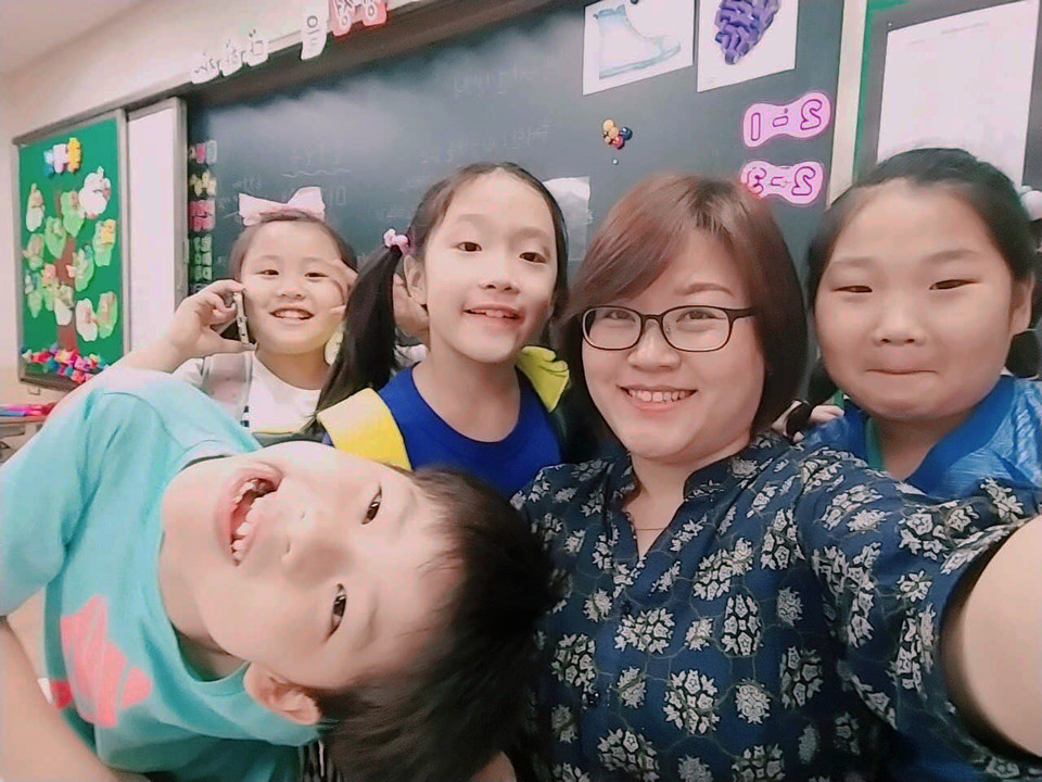 박혜선 조합원이 돌봄아이들과 함께 찍은 사진