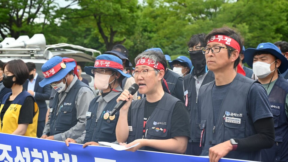 발언하는 권수정 금속노조 부위원장 (제공 금속노조)