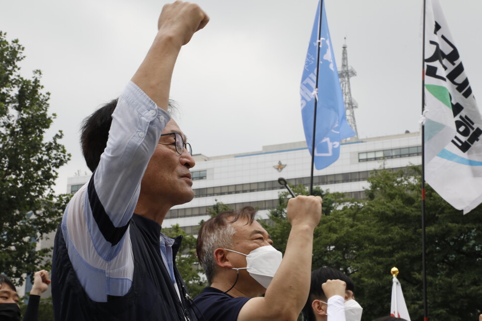 6일, 대통령 집무실 앞에서 열린 한미연합전쟁연습 중단 투쟁 결의대회. ⓒ 김준 기자