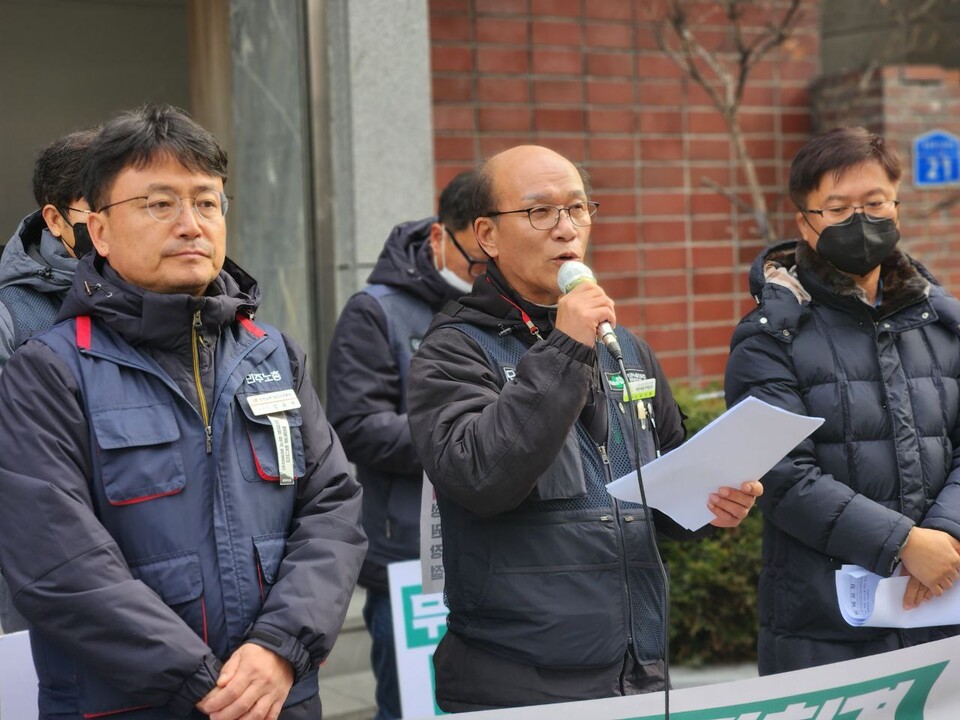 발언하고 있는 건설노조 대전세종지역본부 남기방 본부장