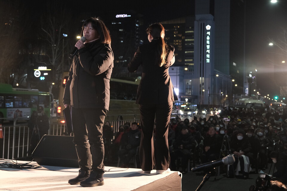 15일 시청 앞에서 열린 백기완 선생 2주기 추모문화제 ⓒ 김준 기자