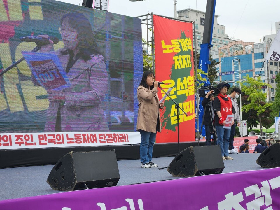 ▲ 발언하고 있는 대전마을교육공동체포럼 박선례 공동대표 @정순영 (대전본부)