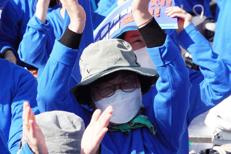 의료연대본부 경북대병원분회는 11일, 파업출정식을 진행했다.