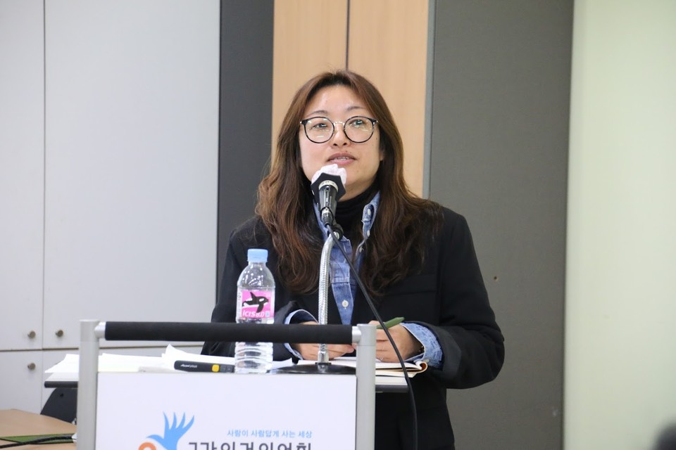 김예민 대구여성회 대표가 ‘2023 노동상담사례발표 토론회’ 사회를 맡았다.