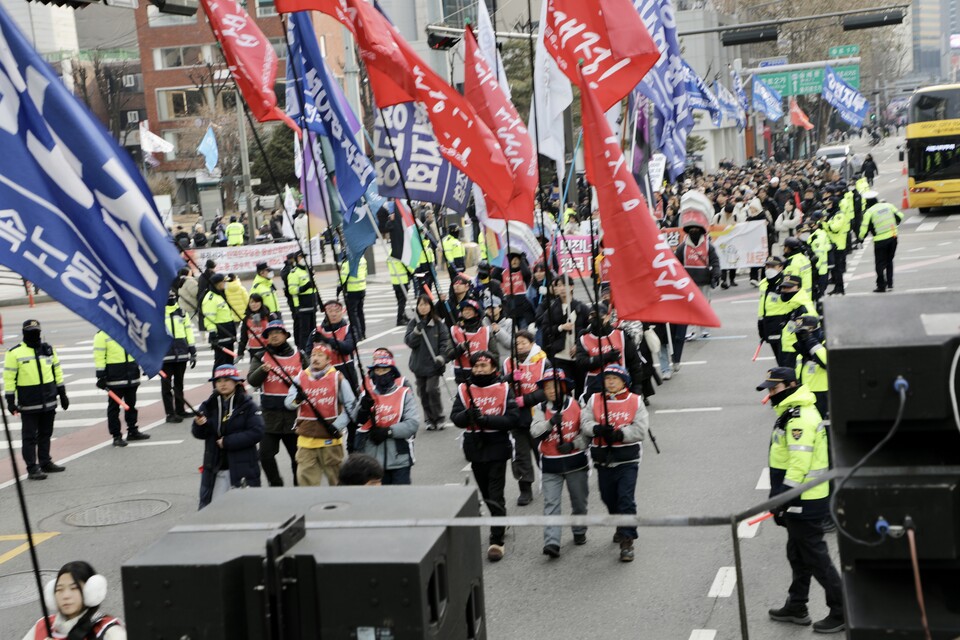 금속노조 투쟁사업장 공동행진. 사진=이진희 (금속노조)